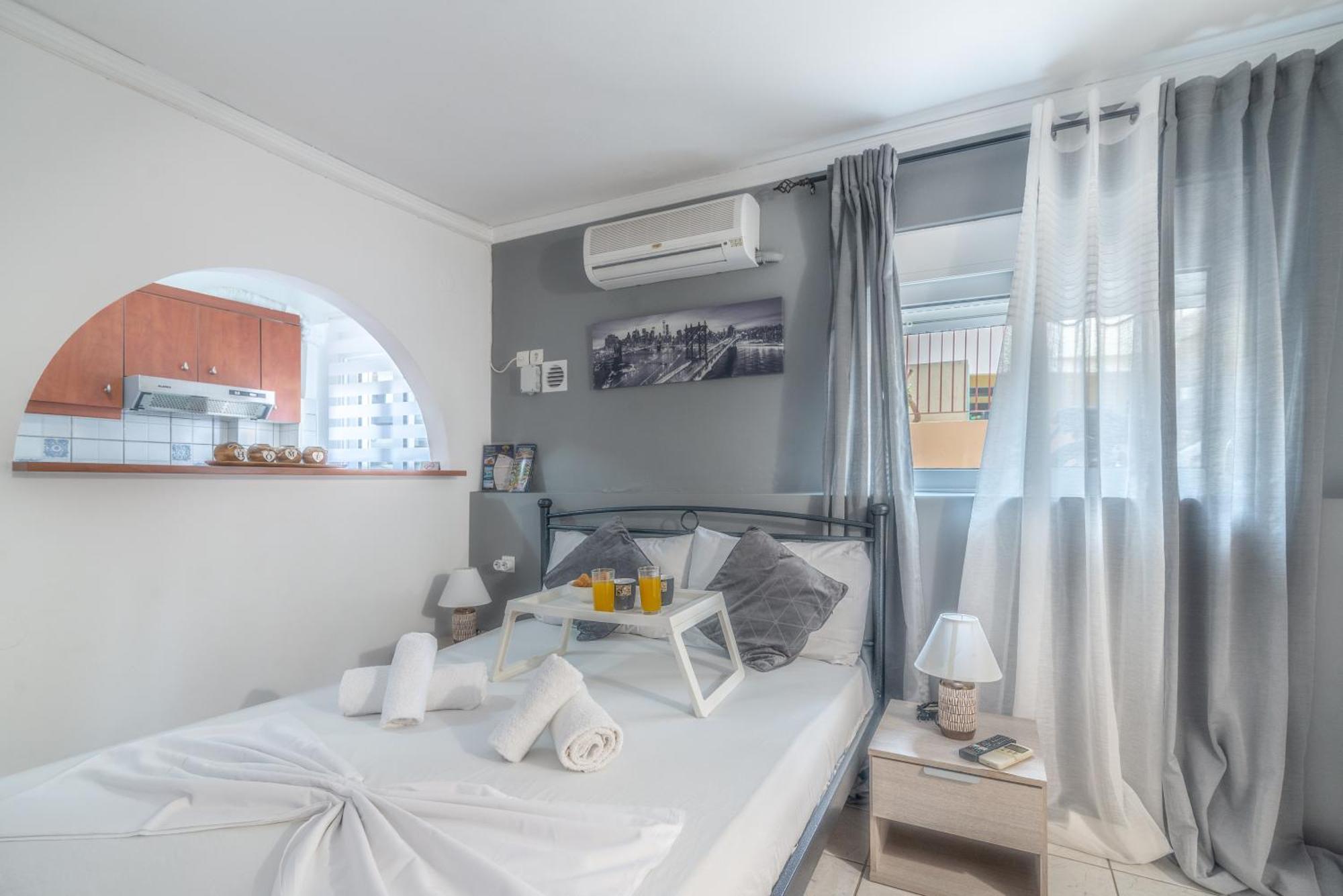 Oasis Studios In The City Centre Heraklion  Exterior photo