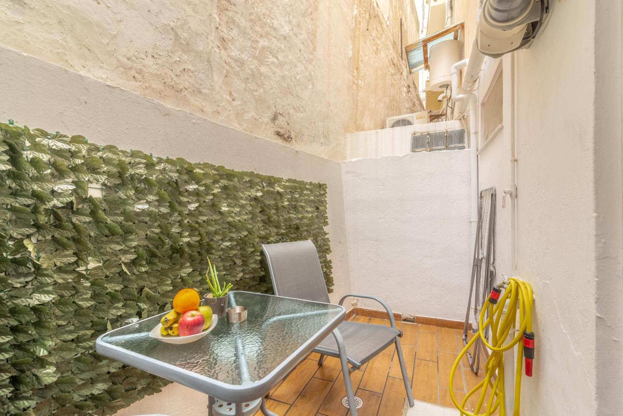 Oasis Studios In The City Centre Heraklion  Exterior photo