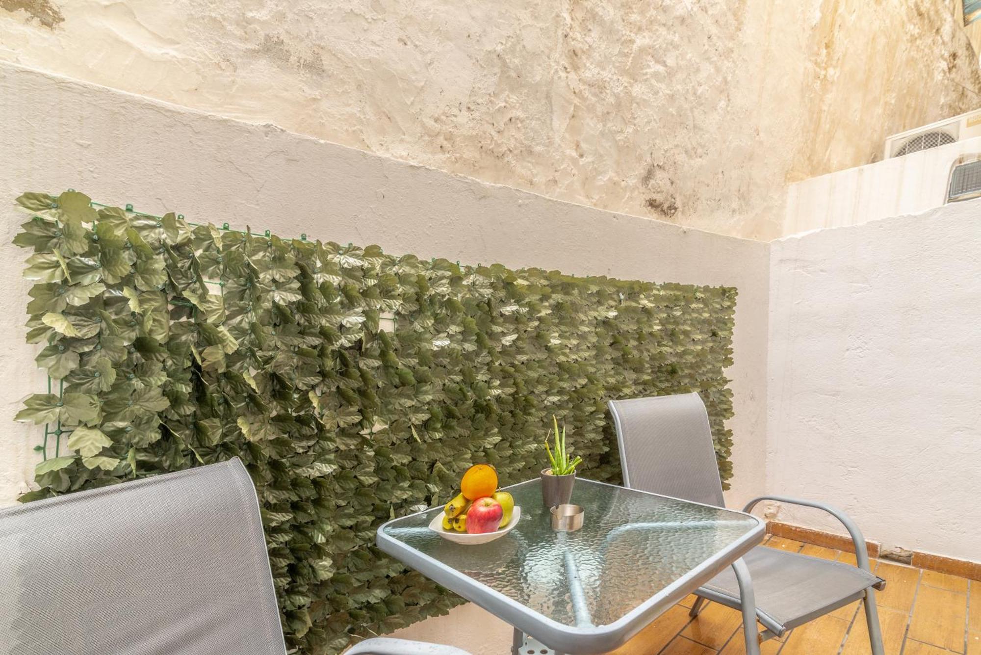 Oasis Studios In The City Centre Heraklion  Exterior photo